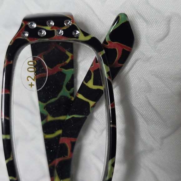 NON-PRESCRIPTION READING GLASSES - Picture 6 of 7